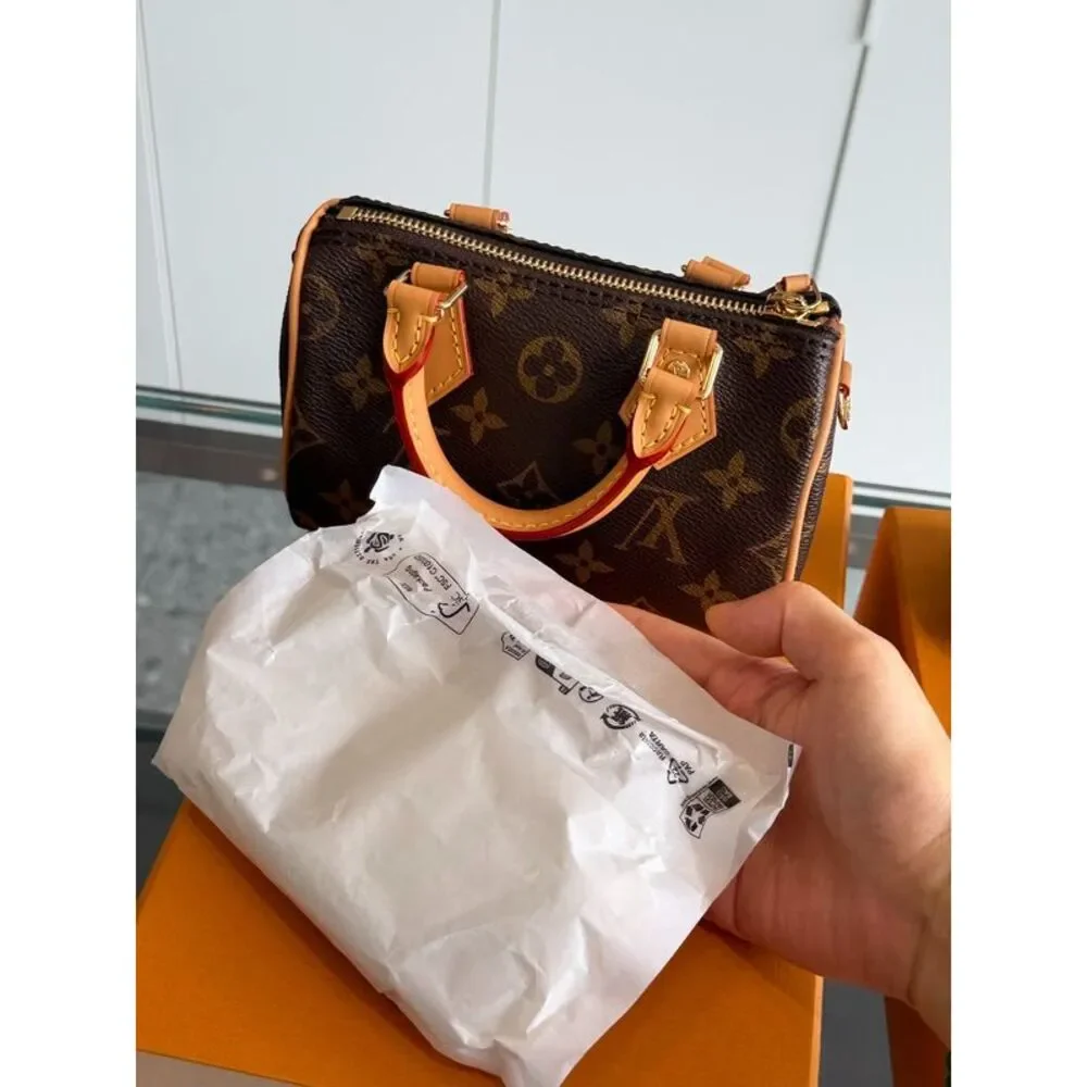 Louis Vuitton Women Pre-Loved Bag Brand New Condition